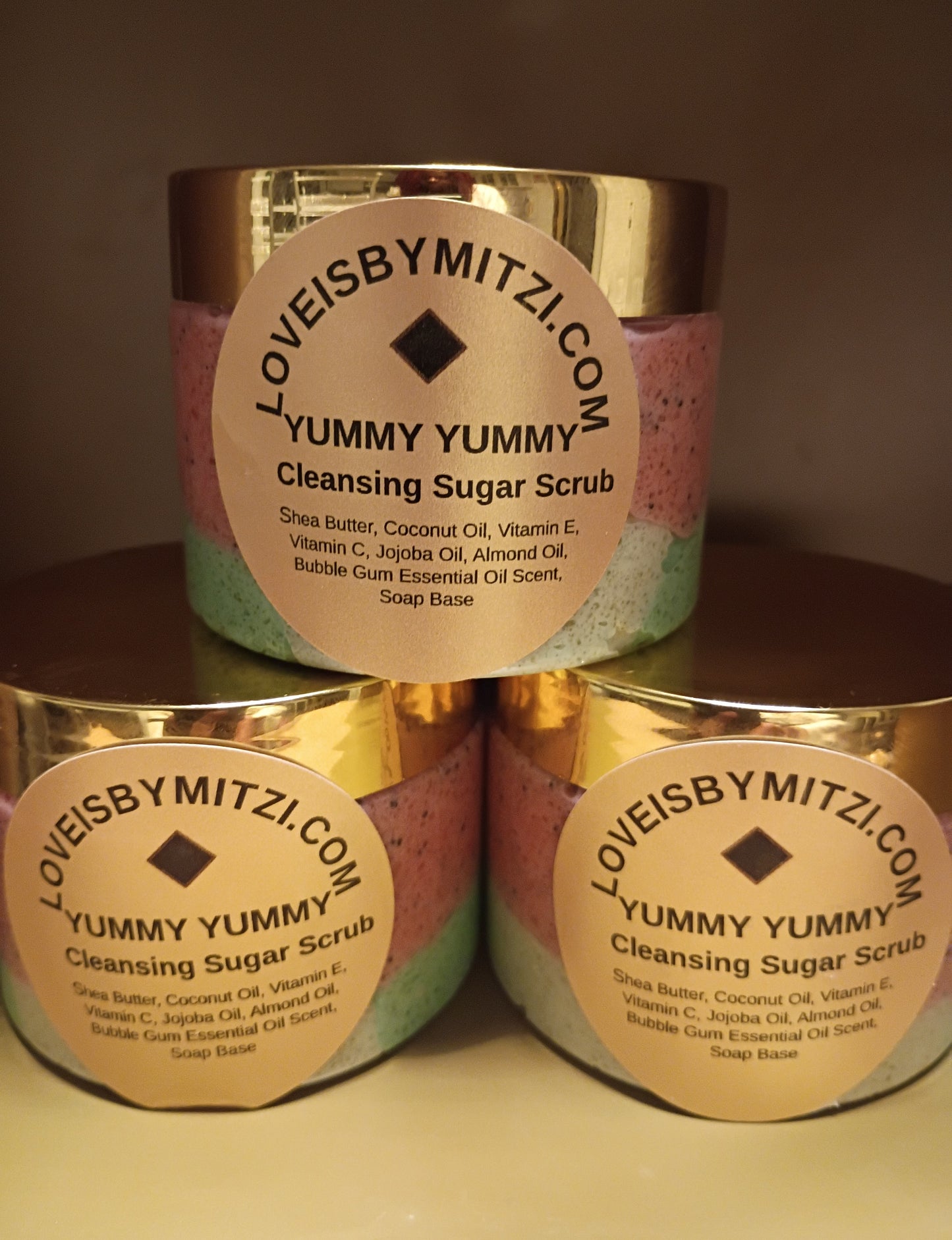 Yummy Yummy cleansing sugar scrub